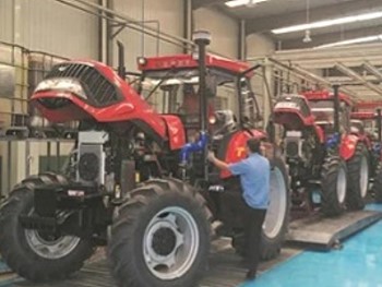 Factory of Agriculture tractors